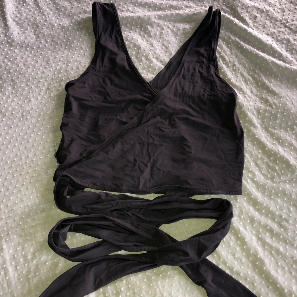 Lululemon wrap tank